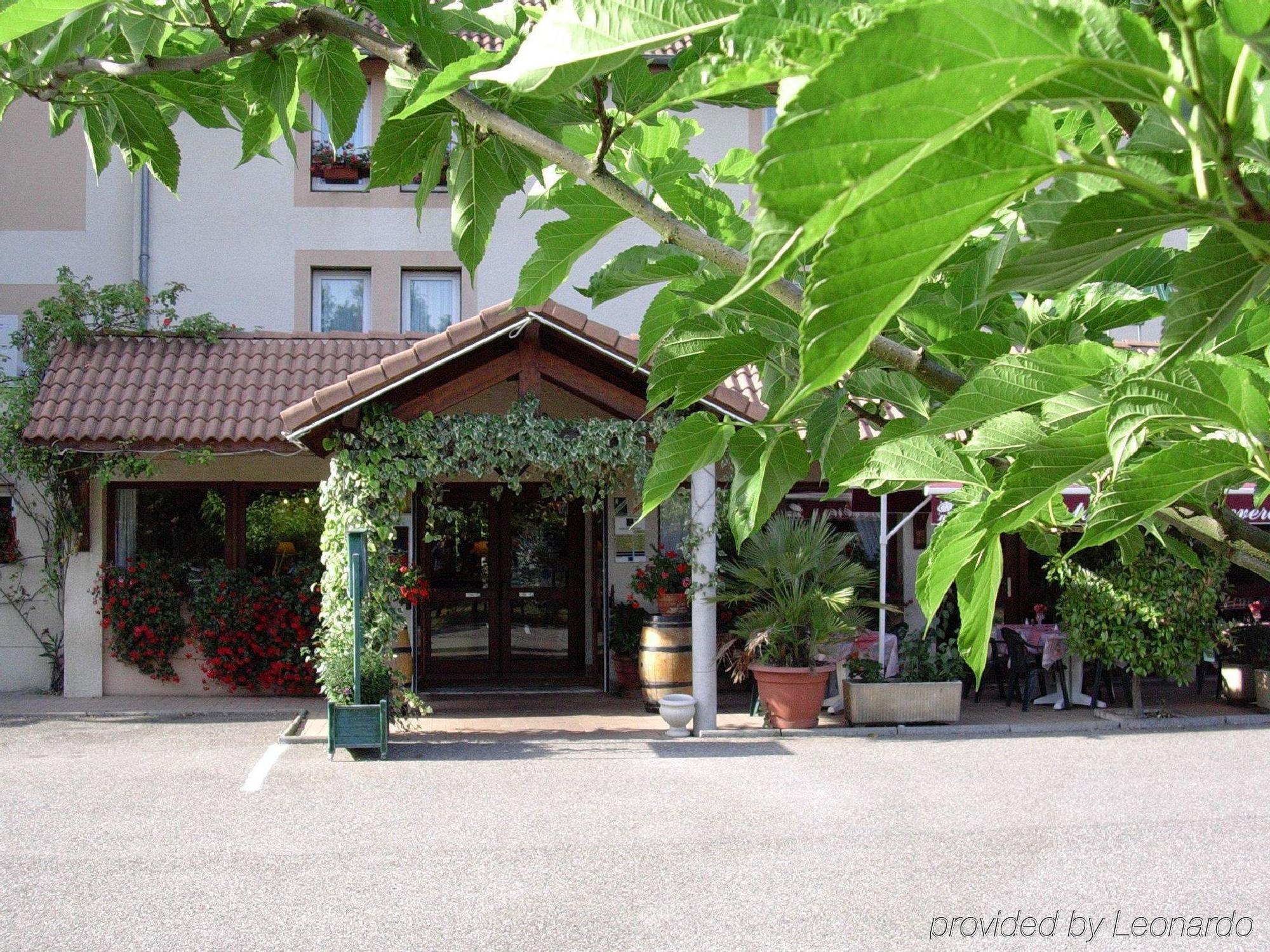 Brit Hotel Agen - L'Aquitaine Le Passage  Exterior foto